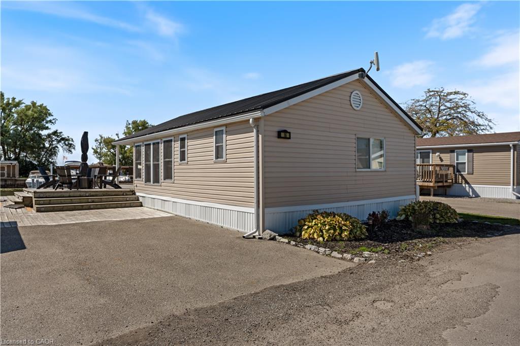 92-clubhouse-road-turkey-point-ontario-40772622