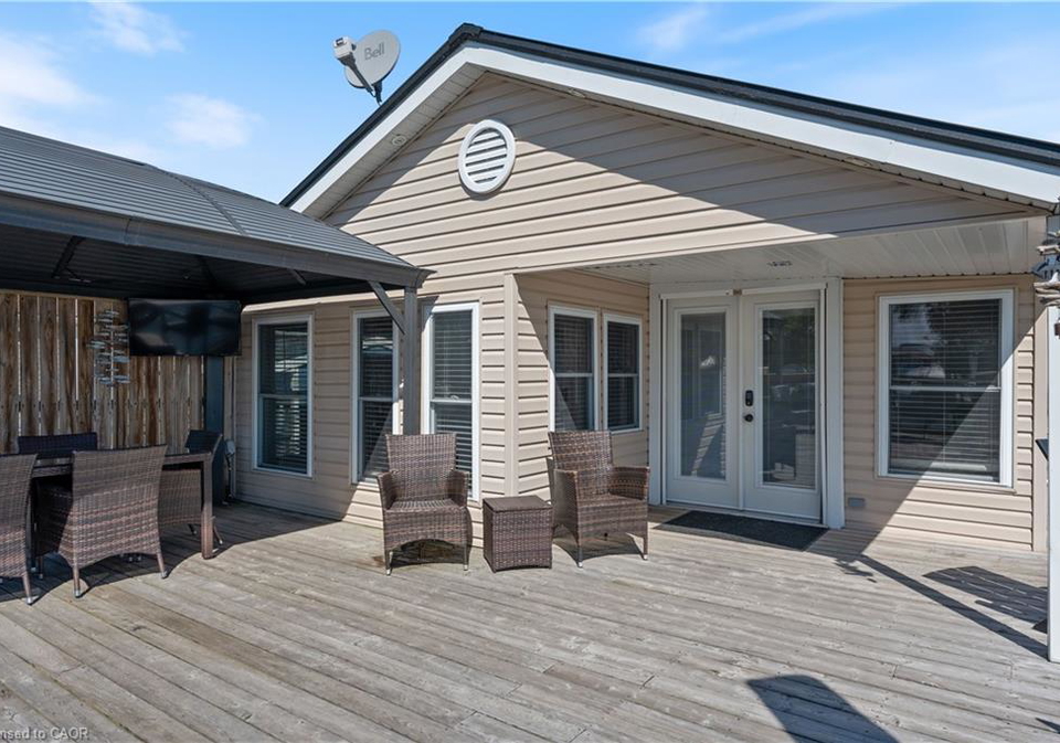 92-clubhouse-road-turkey-point-ontario-40772622