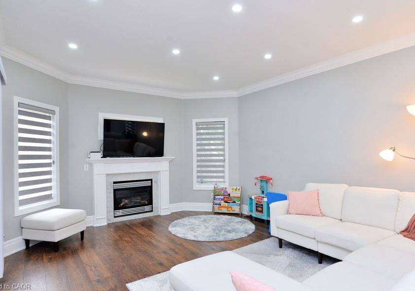 12-el-camino-way-peel-ontario-40772623
