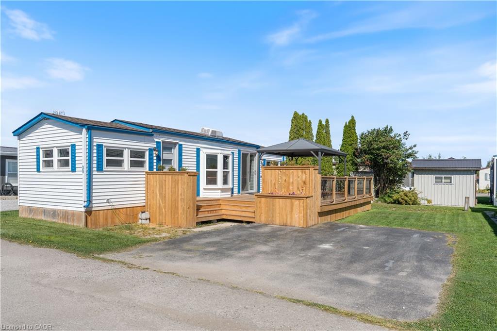 92-clubhouse-road-turkey-point-ontario-40772629