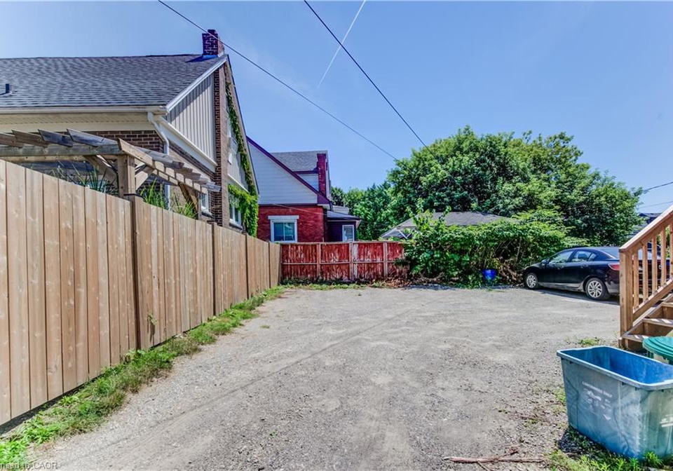 63-cameron-street-n-kitchener-ontario-40772631