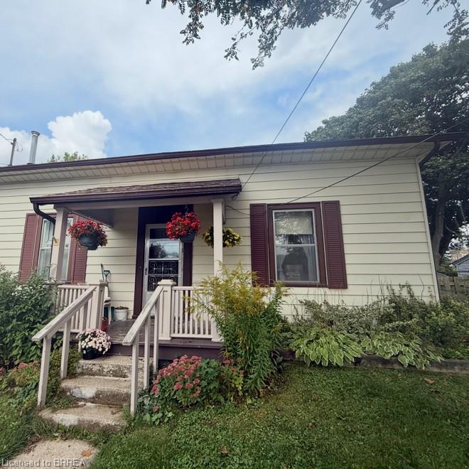 49-west-river-street-paris-ontario-40772672