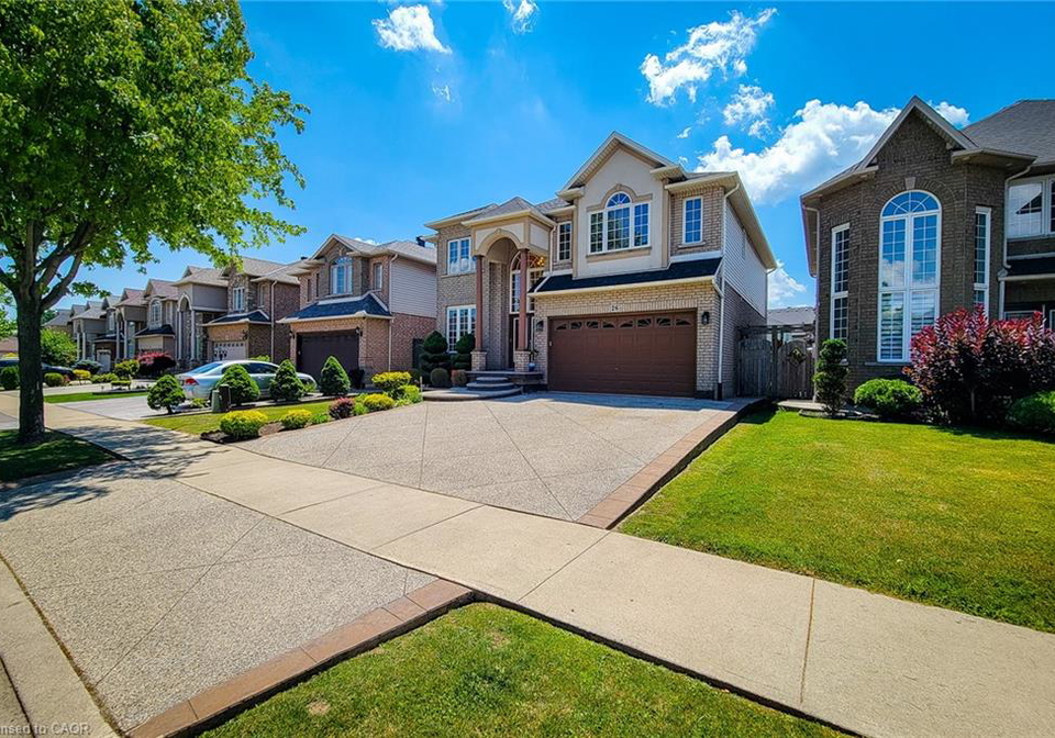 26-colin-crescent-hamilton-ontario-40772679