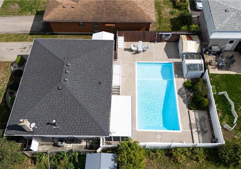 19-melbourne-crescent-brantford-ontario-40772697