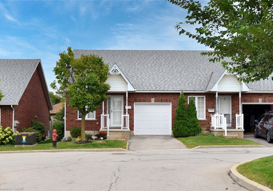 243-fennell-avenue-e-hamilton-ontario-40772699