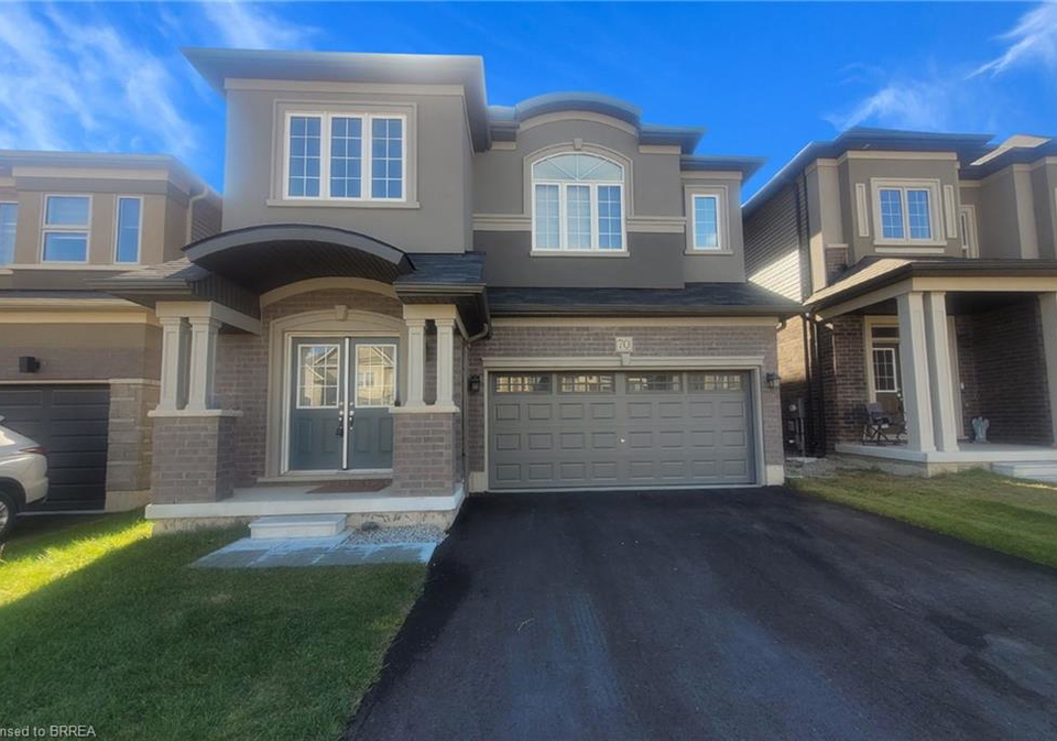70-hitchman-street-paris-ontario-40772733