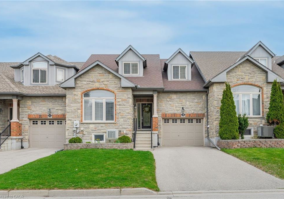 8-pamela-lane-cambridge-ontario-40772740
