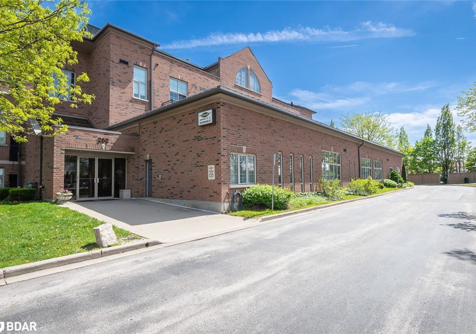 262-dundas-street-e-waterdown-ontario-40772792