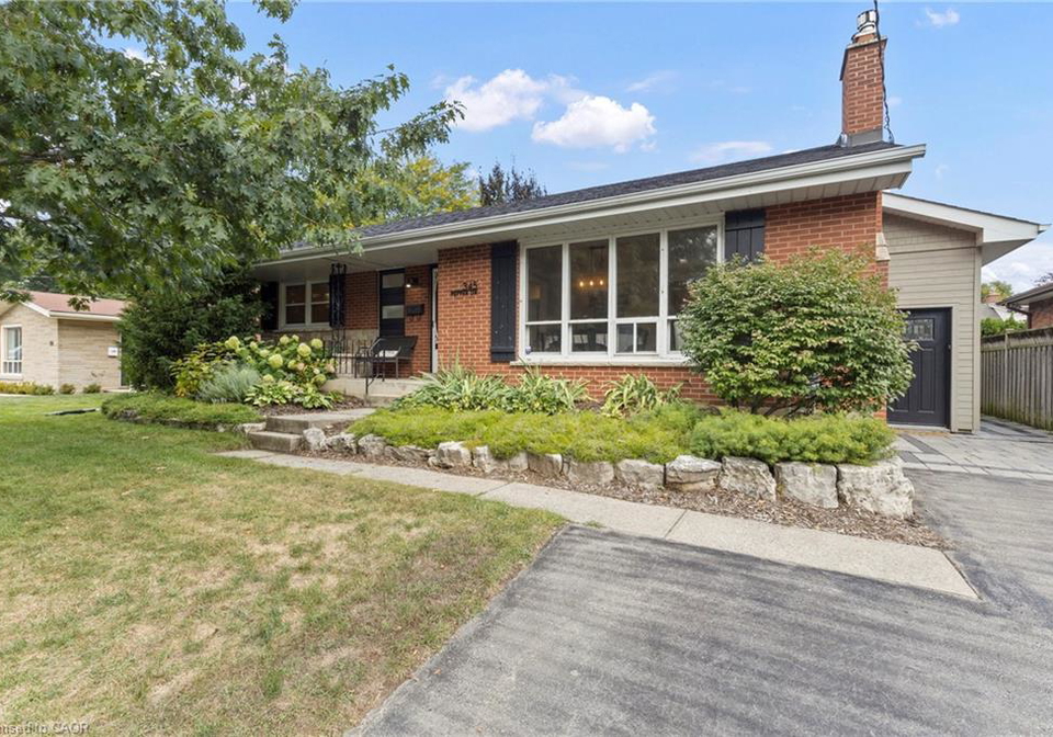 345-pepper-drive-burlington-ontario-40772795