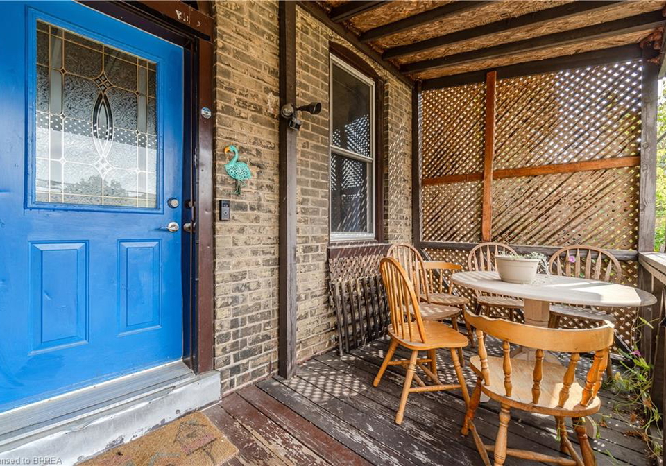 75-willow-street-paris-ontario-40772798