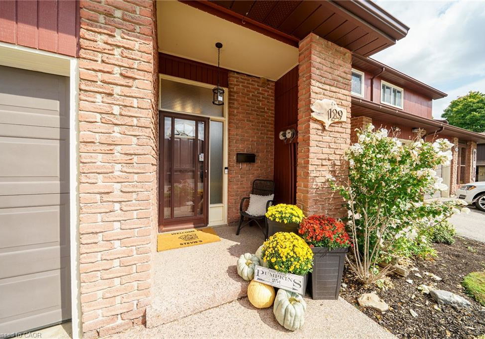2301-cavendish-drive-burlington-ontario-40772805