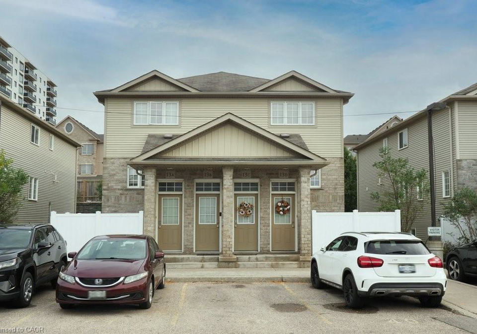 240-westmeadow-drive-kitchener-ontario-40772849