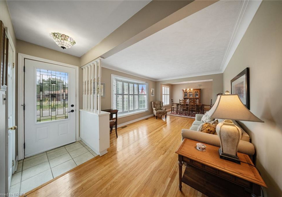 24-sandra-street-brantford-ontario-40772876