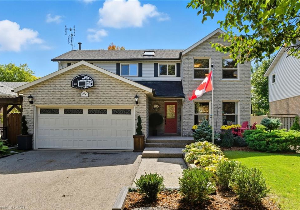 124-carmine-crescent-cambridge-ontario-40772884