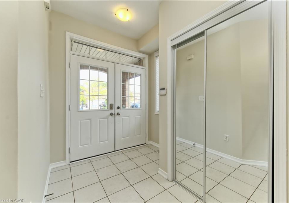 126-merrilee-crescent-hamilton-ontario-40772934