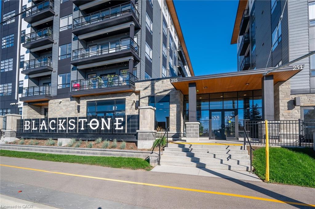 251-northfield-drive-e-waterloo-ontario-40773020