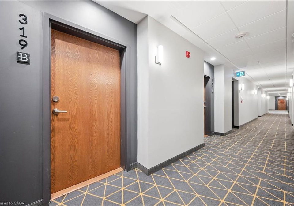 251-northfield-drive-e-waterloo-ontario-40773020