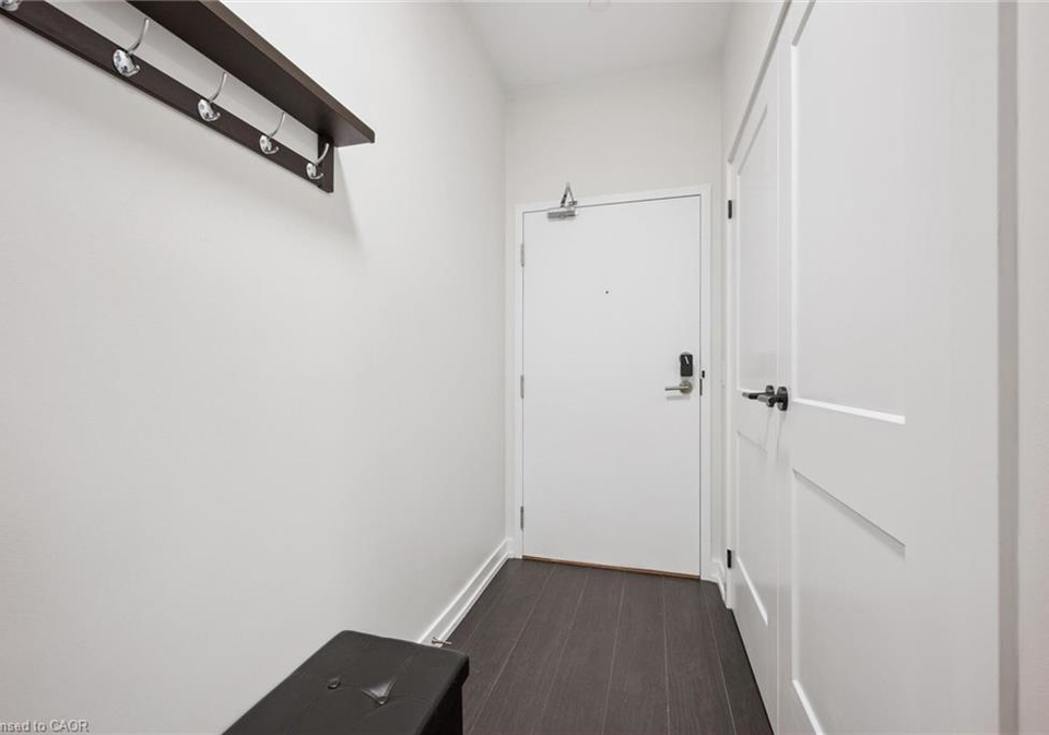 251-northfield-drive-e-waterloo-ontario-40773020