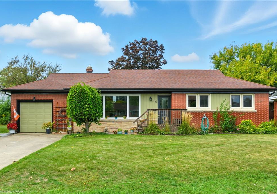10-riverview-boulevard-st-catharines-ontario-40773050