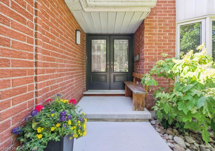 468-clovervalley-court-waterloo-ontario-40773096