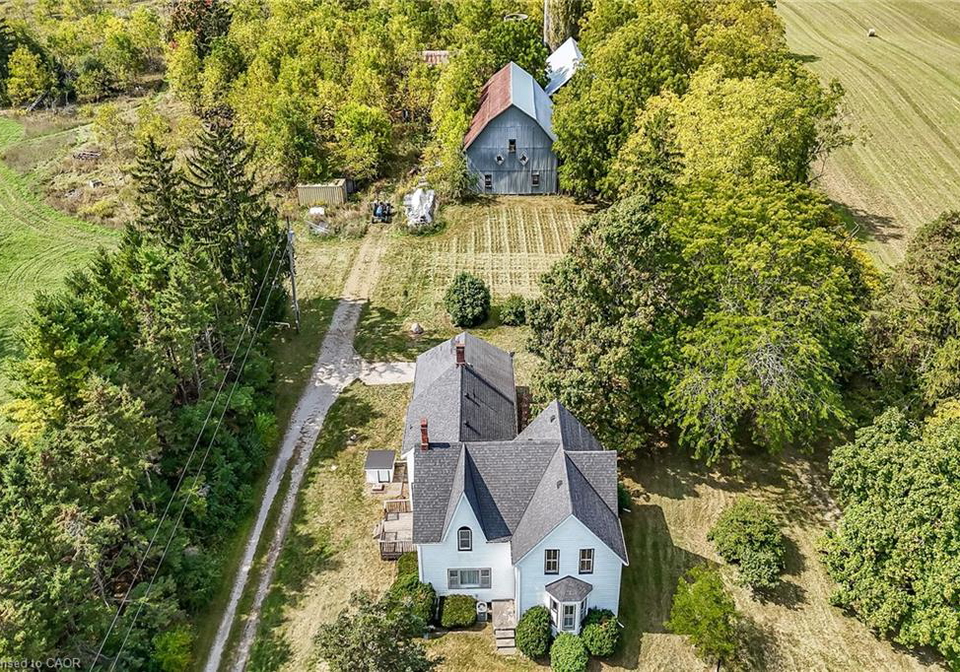 2429-county-line-waterford-ontario-40773223