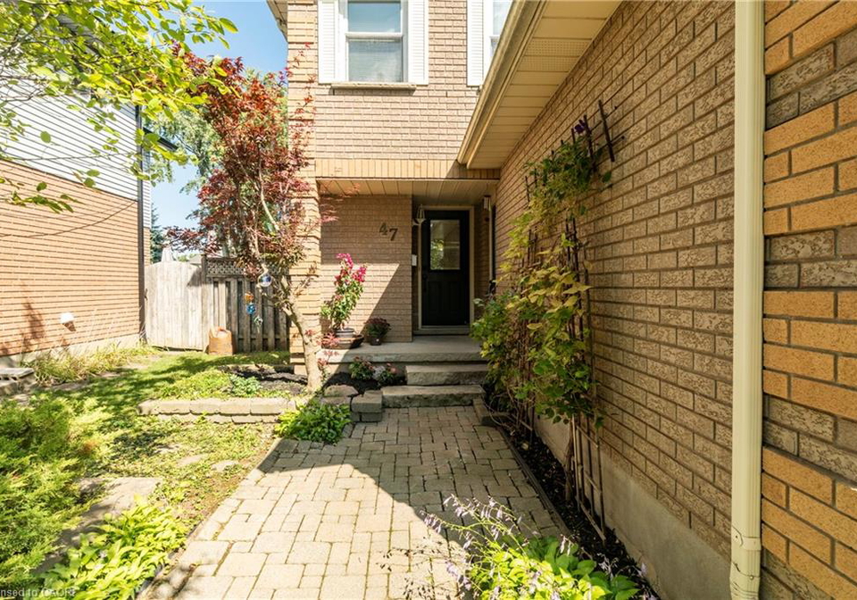 47-dawn-crescent-cambridge-ontario-40773288
