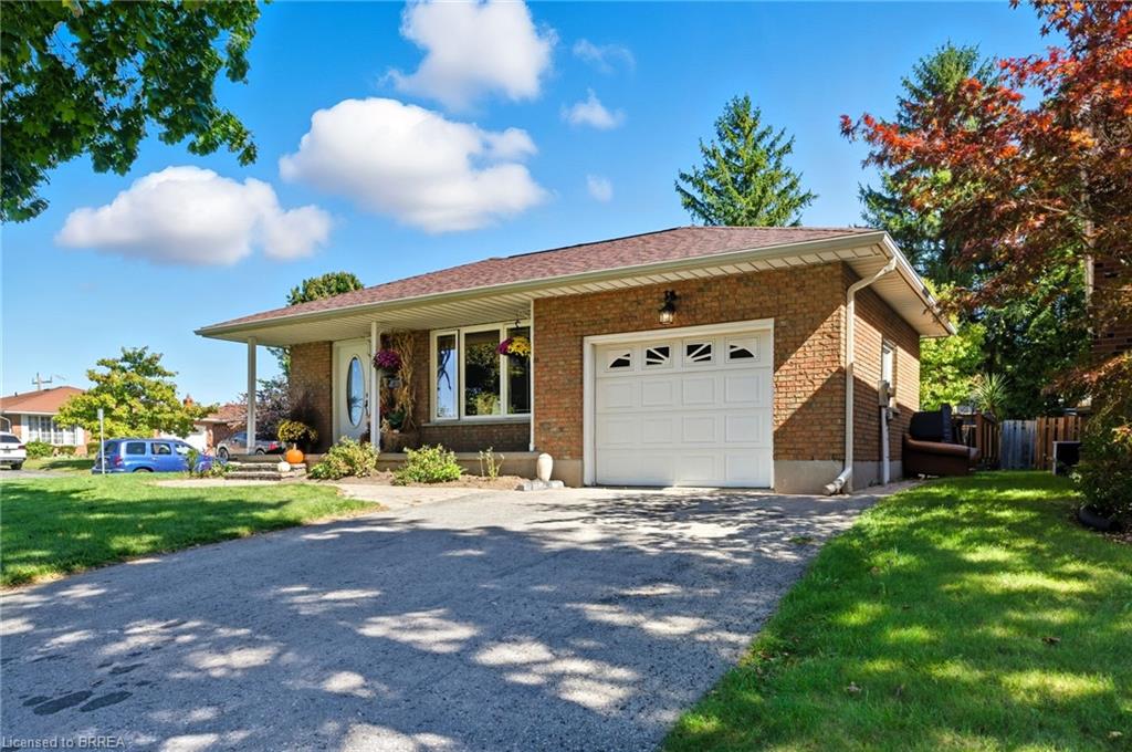39-carriage-road-simcoe-ontario-40773294