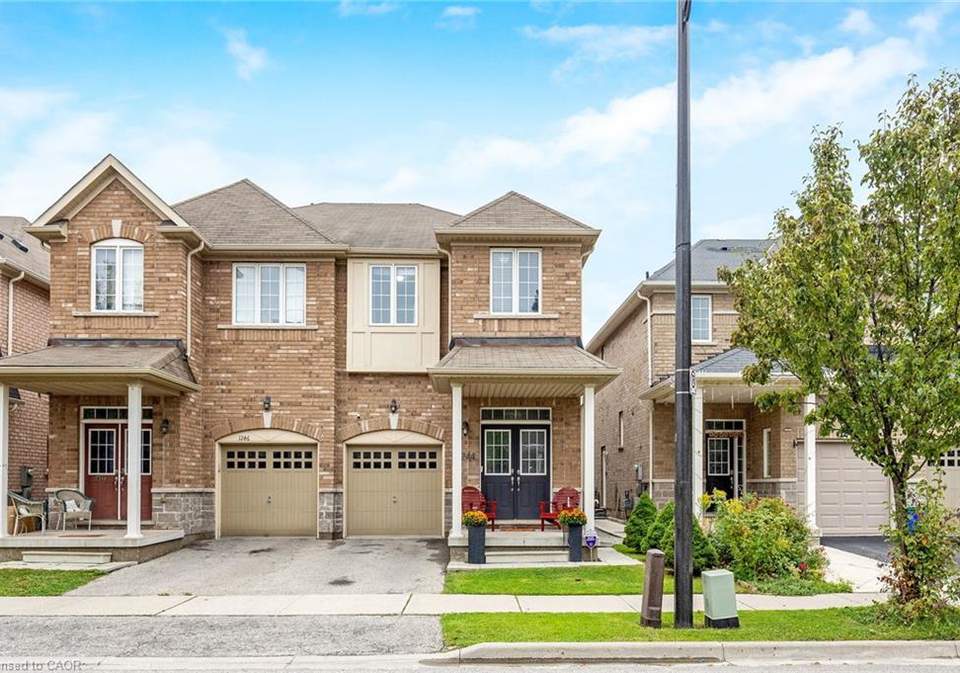 1244-ruddy-crescent-milton-ontario-40773382