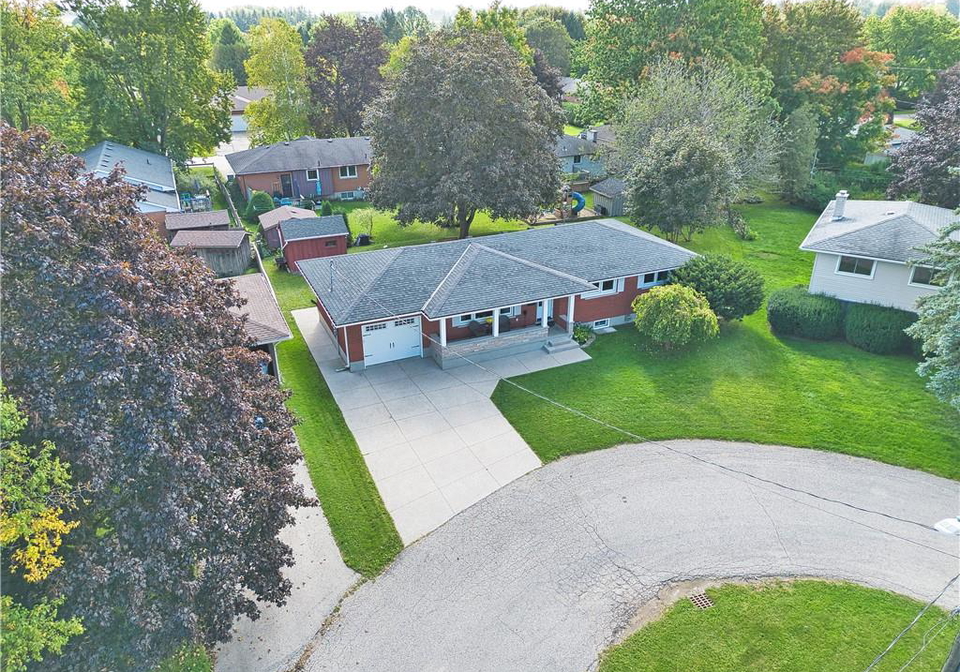 5-tatham-place-listowel-ontario-40773384