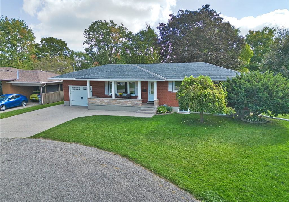 5-tatham-place-listowel-ontario-40773384