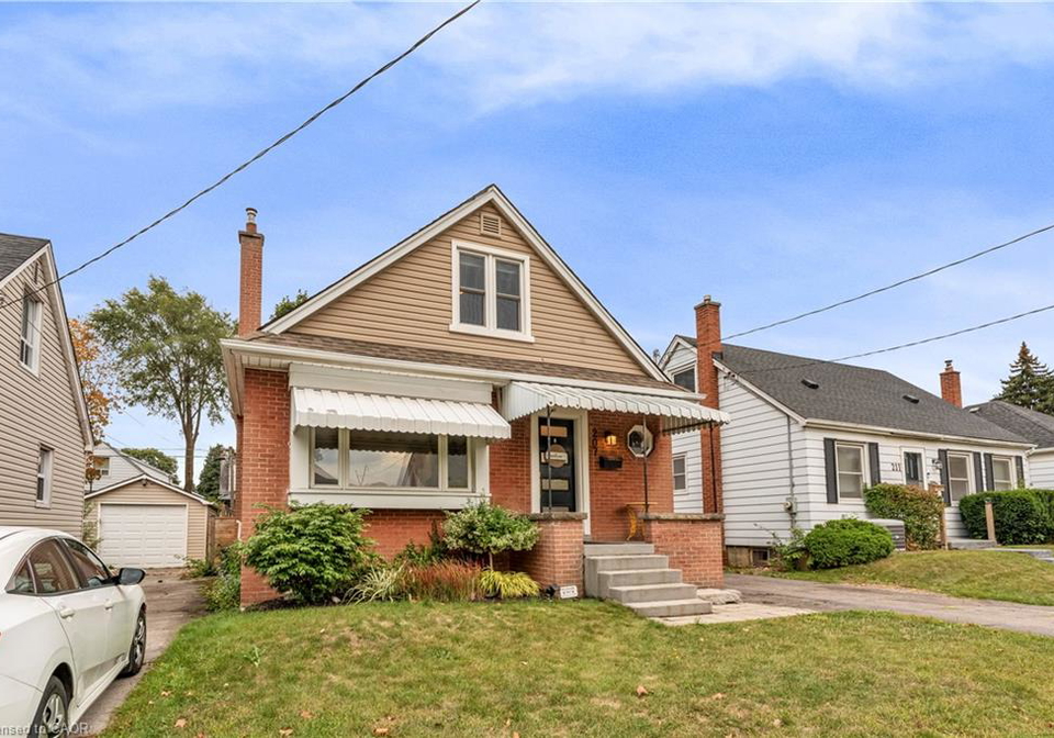 207-auburn-avenue-hamilton-ontario-40773390