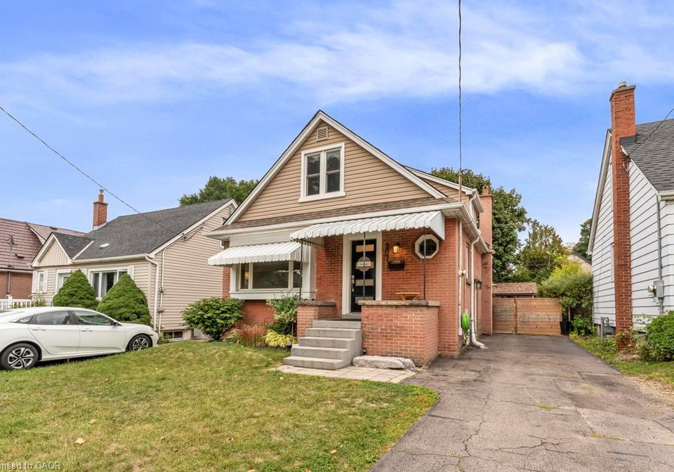 207-auburn-avenue-hamilton-ontario-40773390