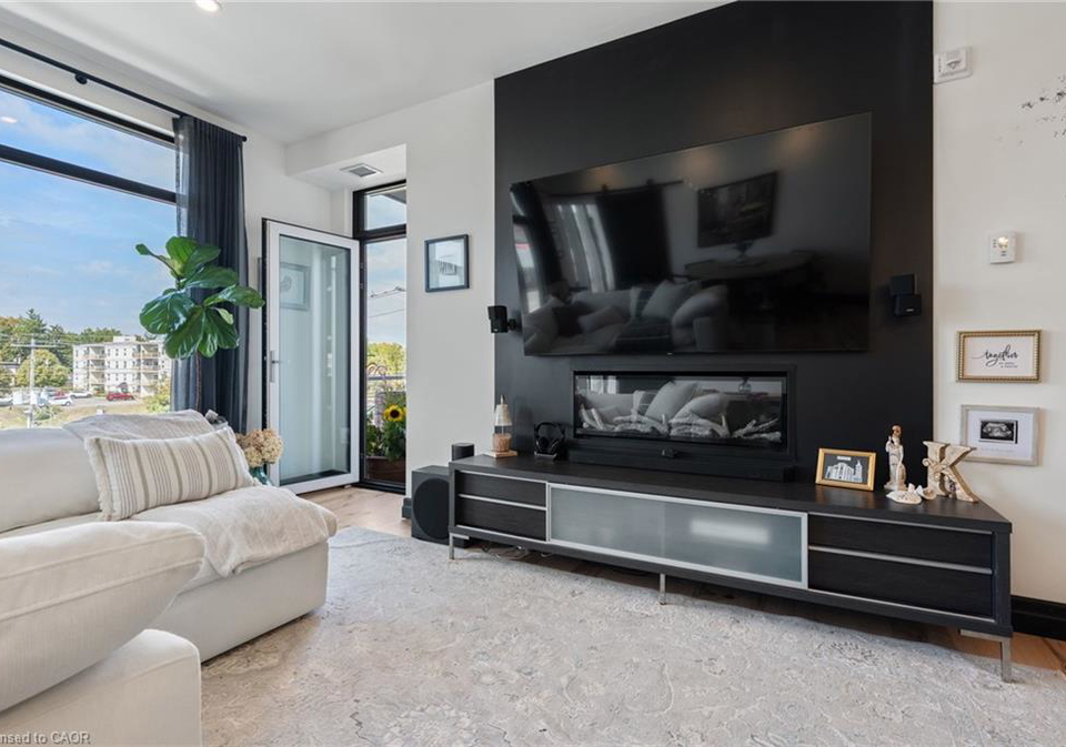 38-harbour-street-port-dover-ontario-40773403