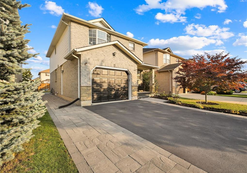 11-willowridge-way-stoney-creek-ontario-40773417