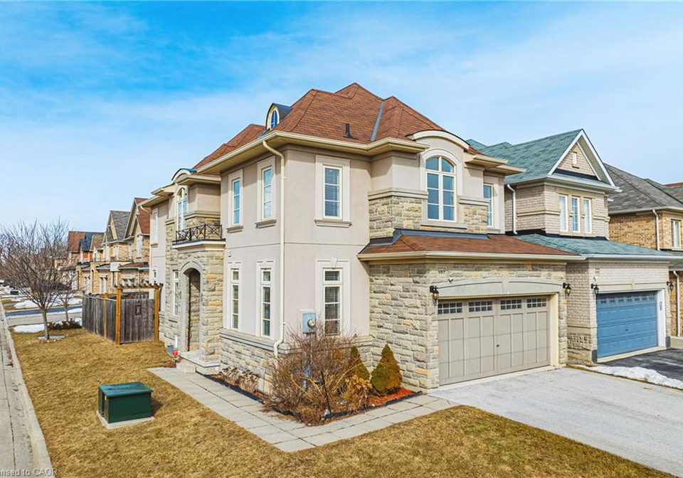 107-hazelton-avenue-hamilton-ontario-40773482