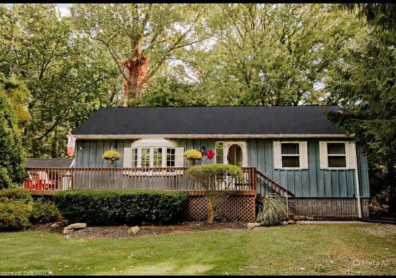 9928-superior-street-port-franks-ontario-40773603