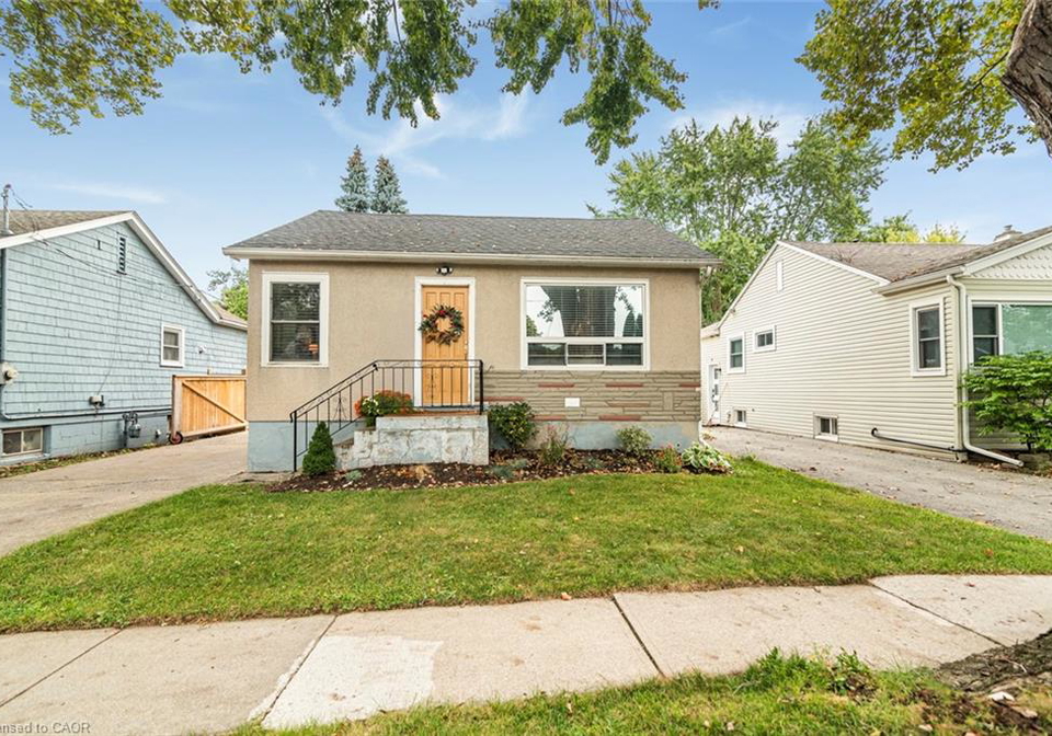 28-longfellow-avenue-st-catharines-ontario-40773654