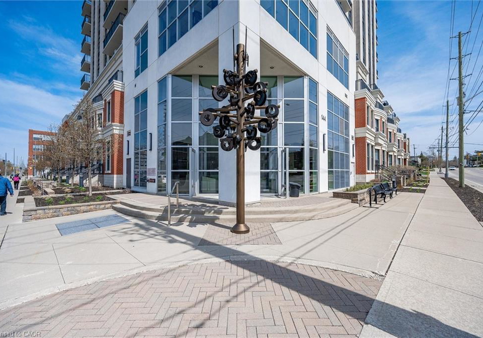 144-park-street-waterloo-ontario-40773677