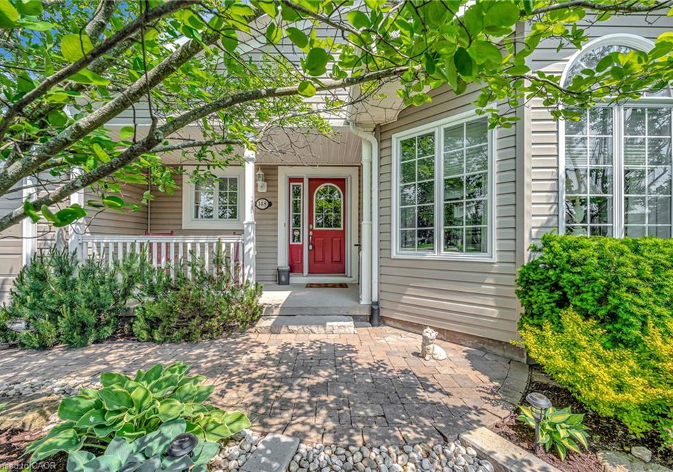 148-gracehill-crescent-freelton-ontario-40773690