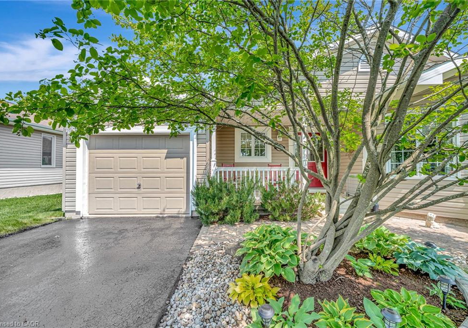 148-gracehill-crescent-freelton-ontario-40773690