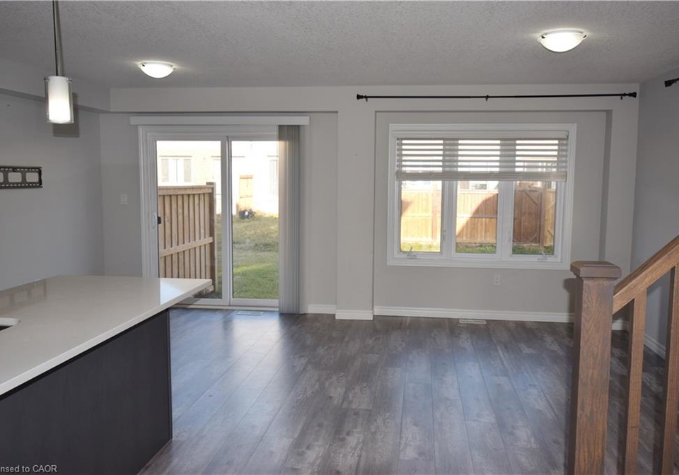 43-munch-avenue-cambridge-ontario-40773762