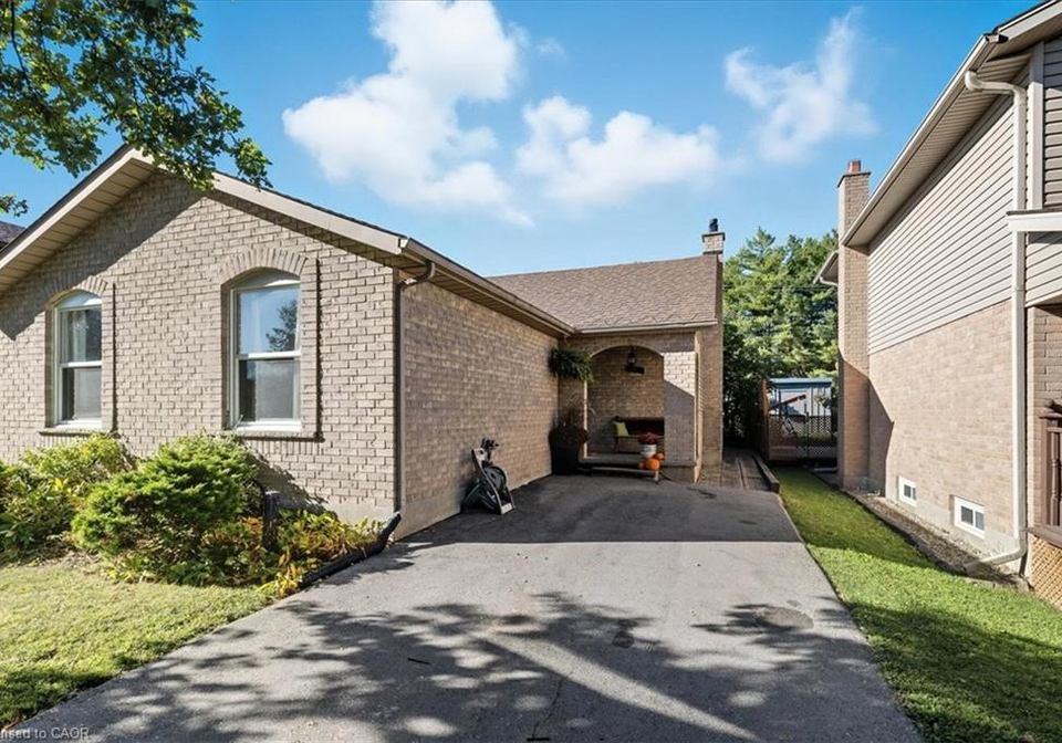 361-cornerbrook-place-waterloo-ontario-40773785