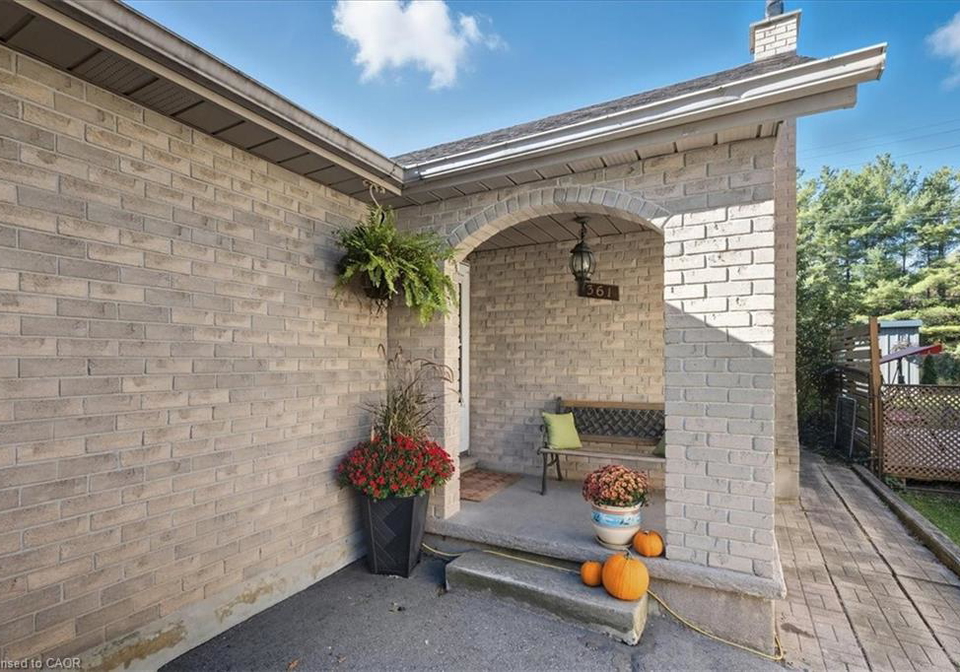 361-cornerbrook-place-waterloo-ontario-40773785