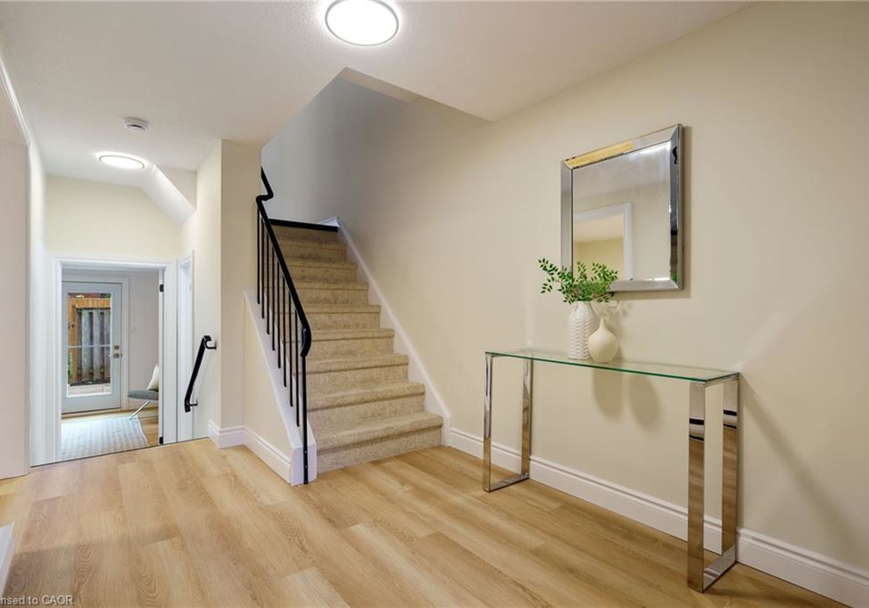 89-violet-drive-stoney-creek-ontario-40773821