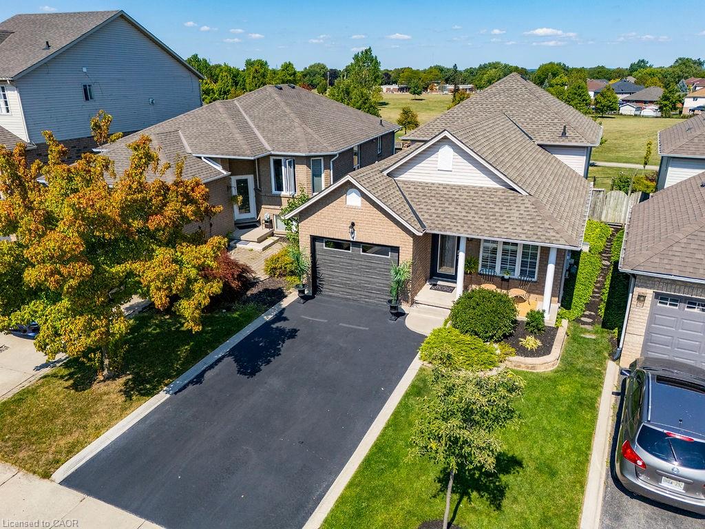 54-briarose-place-hamilton-ontario-40773879