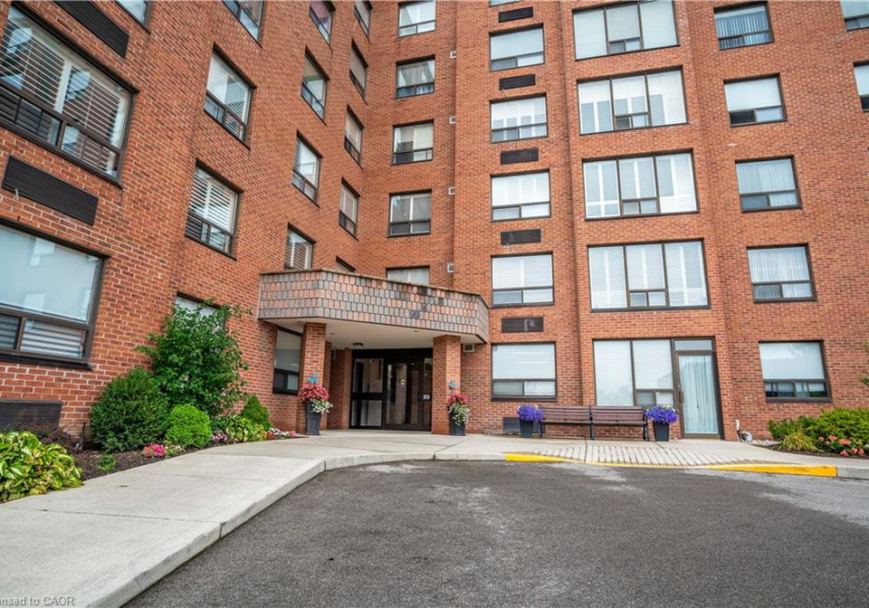 99-donn-avenue-stoney-creek-ontario-40773892