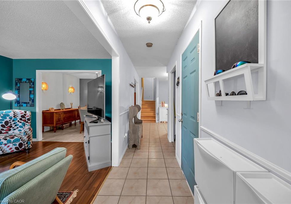 16-caledon-court-caledonia-ontario-40773948