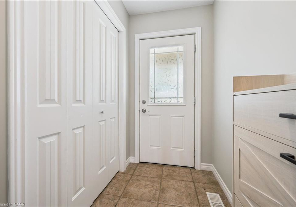 10-katemore-drive-guelph-ontario-40773983