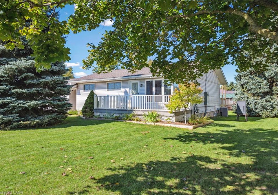 5590-126-road-brunner-ontario-40774020