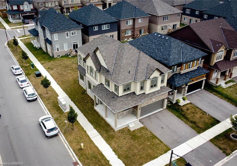 1-sleeth-street-brantford-ontario-40774044